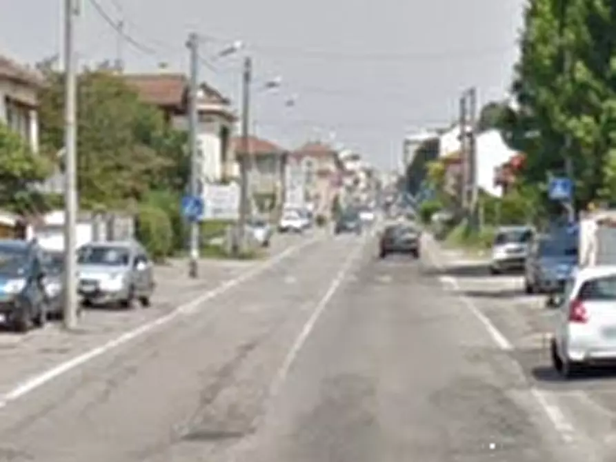 Immagine 6 di Laboratorio in vendita  in Corso Genova a Vigevano