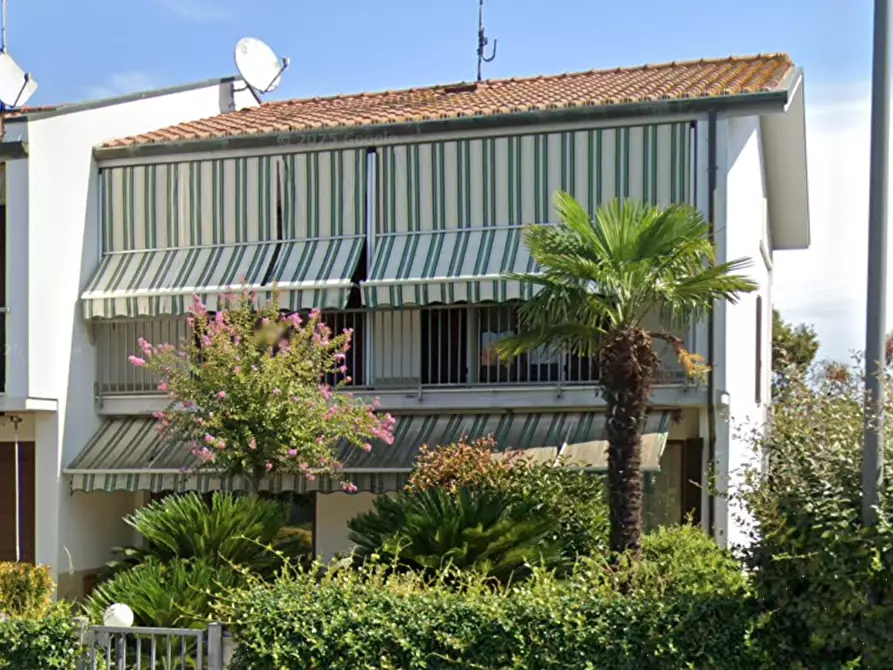 Immagine 10 di Casa bifamiliare in vendita  in Via Codarondine a Ravenna