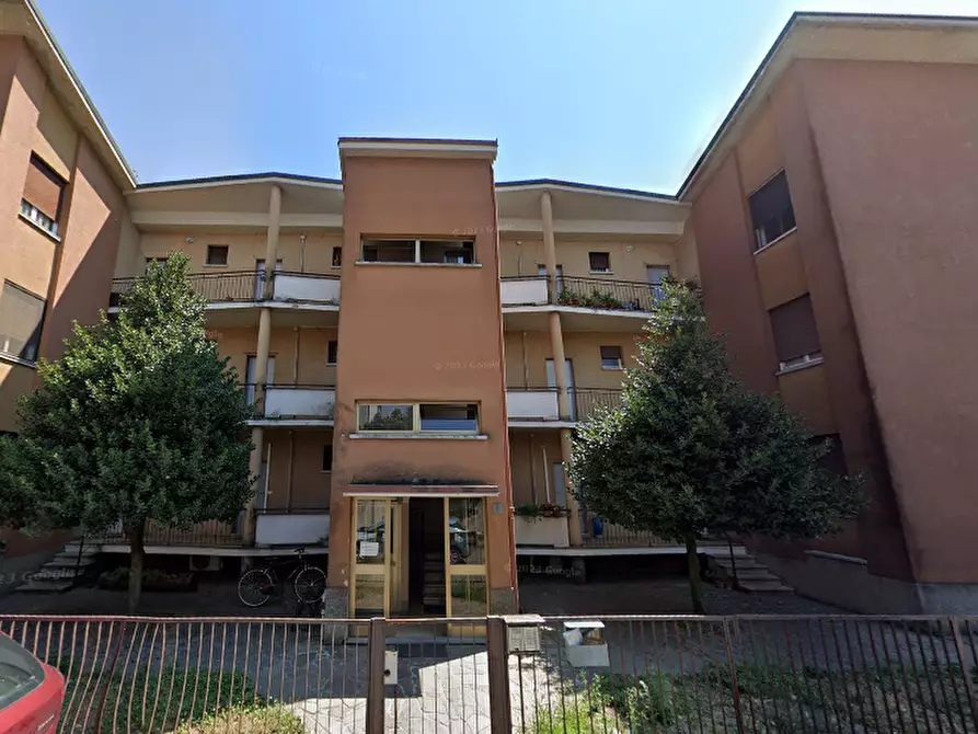 Immagine 1 di Appartamento in vendita  in Via del Carso a Abbiategrasso