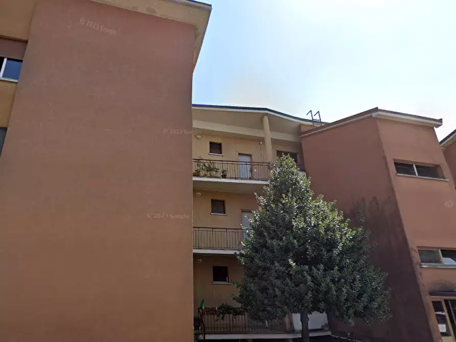 Immagine 12 di Appartamento in vendita  in Via del Carso a Abbiategrasso