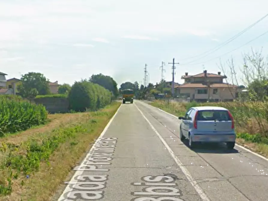 Immagine 12 di Terreno agricolo in vendita  in Comune di Cava Manara a Cava Manara