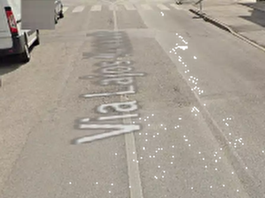 Immagine 7 di Appartamento in vendita  in Via kossuth  a Venezia