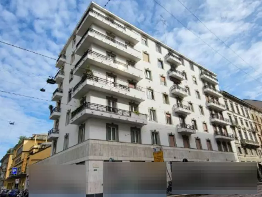 Immagine 2 di Magazzino in vendita  in Corso Genova a Milano