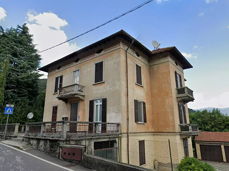 Immagine 11 di Appartamento in vendita  in Via Cesare Cantù a Olgiate Molgora