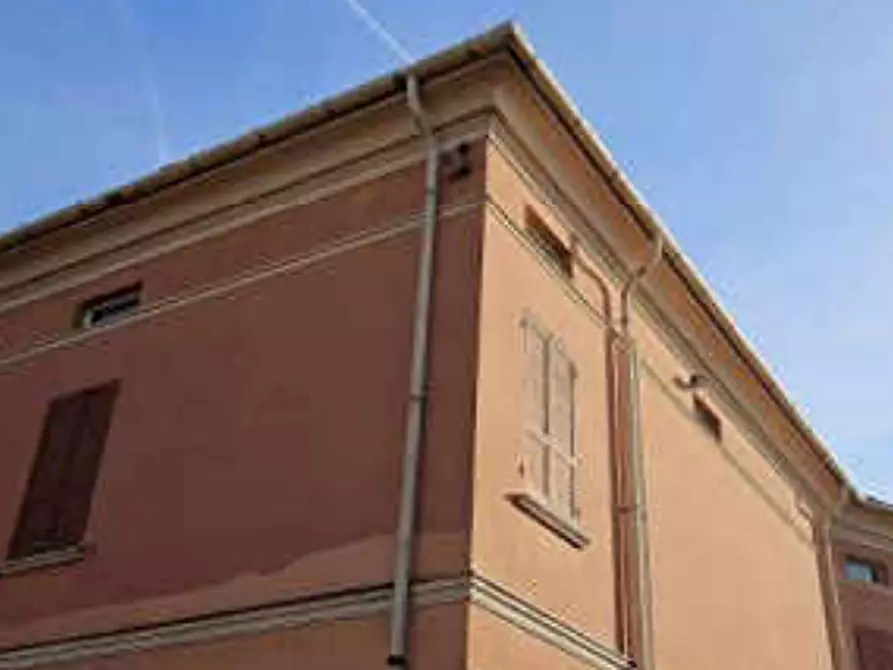 Immagine 3 di Villa in vendita  in Via Punte a Curtatone