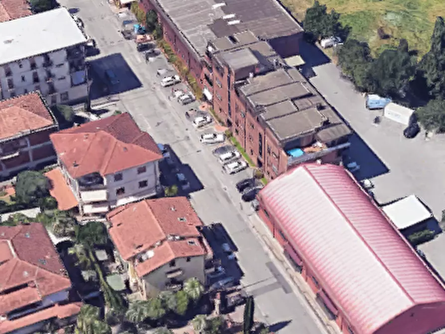 Immagine 14 di Appartamento in vendita  in Via Erbosa a Pistoia