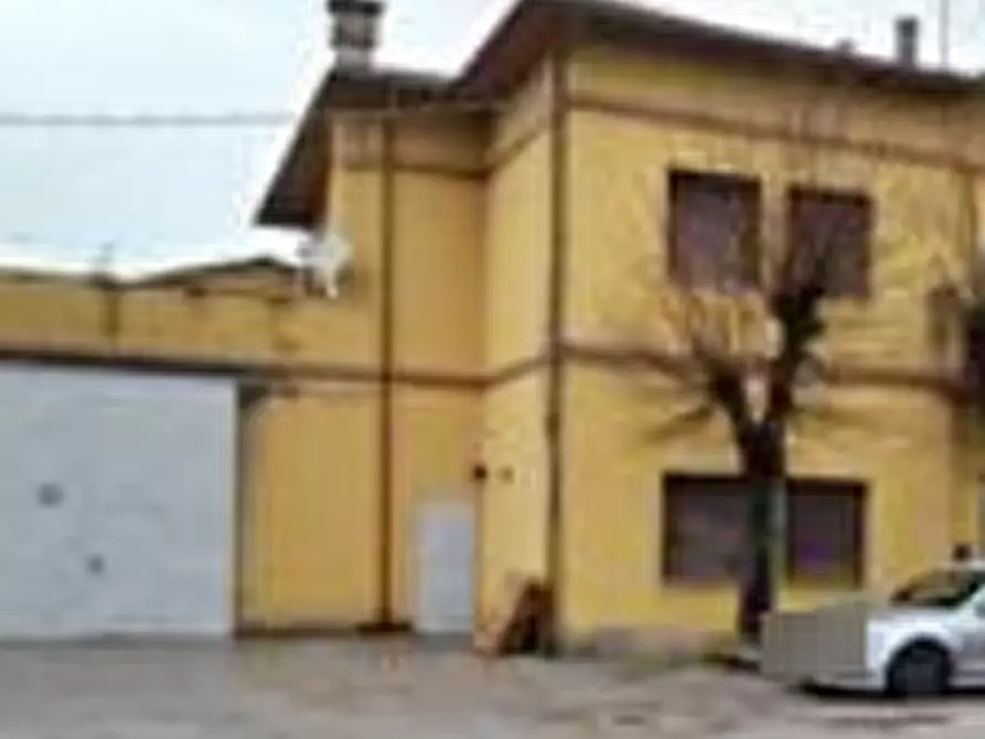 Immagine 2 di Appartamento in vendita  in Via degli Orciari a Colli Al Metauro