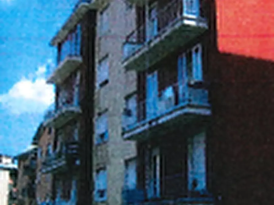 Immagine 7 di Appartamento in vendita  in Via Valgella a Varese
