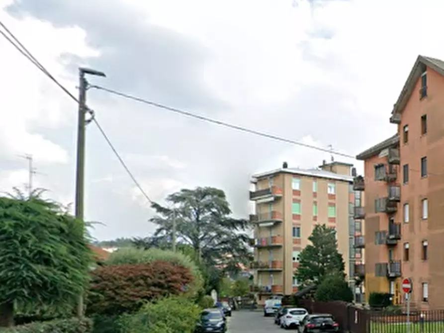 Immagine 11 di Appartamento in vendita  in Via Valgella a Varese
