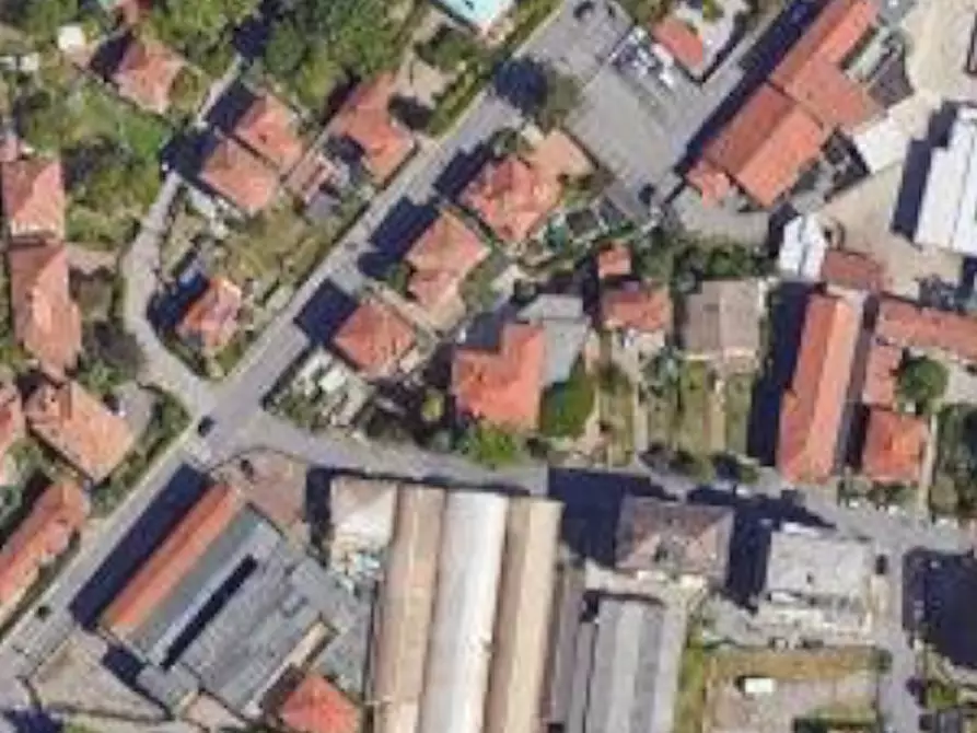 Immagine 13 di Appartamento in vendita  in Via Valgella a Varese