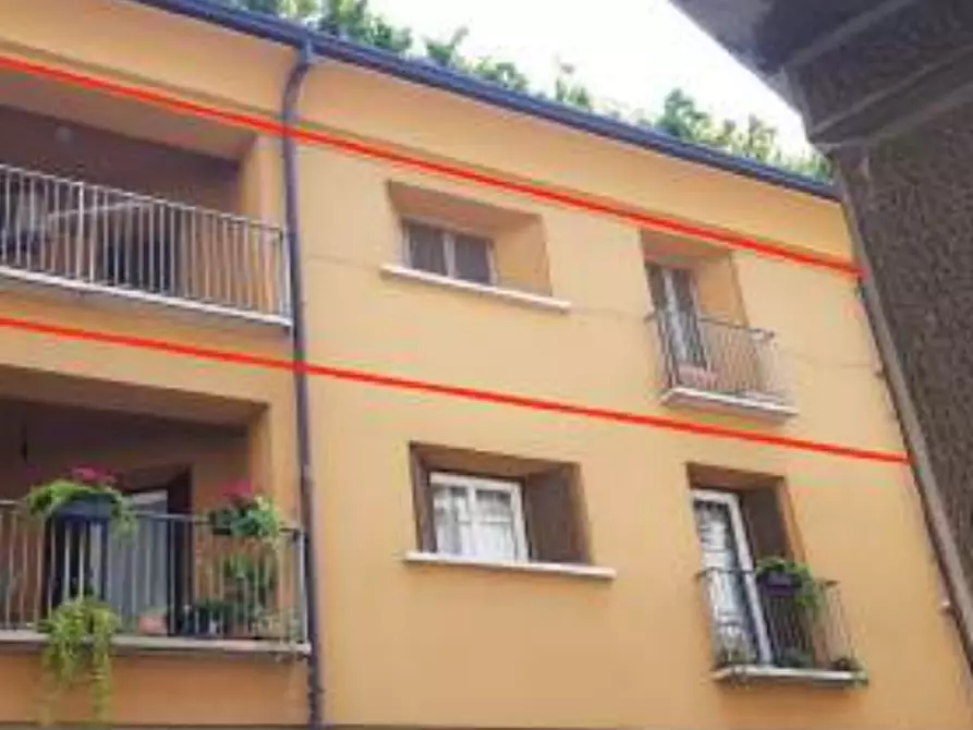 Immagine 5 di Appartamento in vendita  in Corso XX Settembre a Busto Arsizio