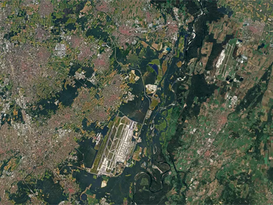 Immagine 19 di Appartamento in vendita  in Corso XX Settembre a Busto Arsizio