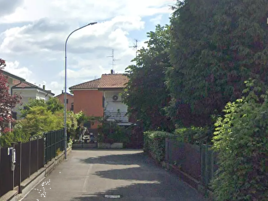 Immagine 19 di Villa in vendita  in Via Legnano  a Peschiera Borromeo