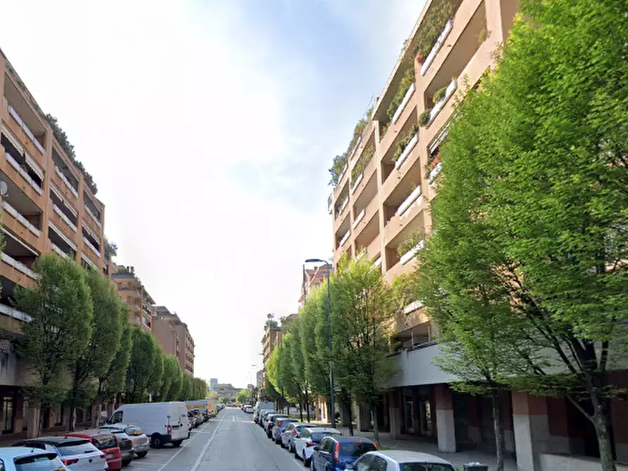 Immagine 2 di Appartamento in vendita  in Via Ugo la Malfa  a Milano