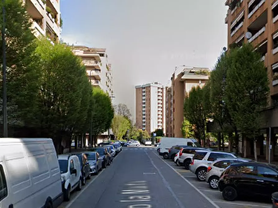 Immagine 11 di Appartamento in vendita  in Via Ugo la Malfa  a Milano