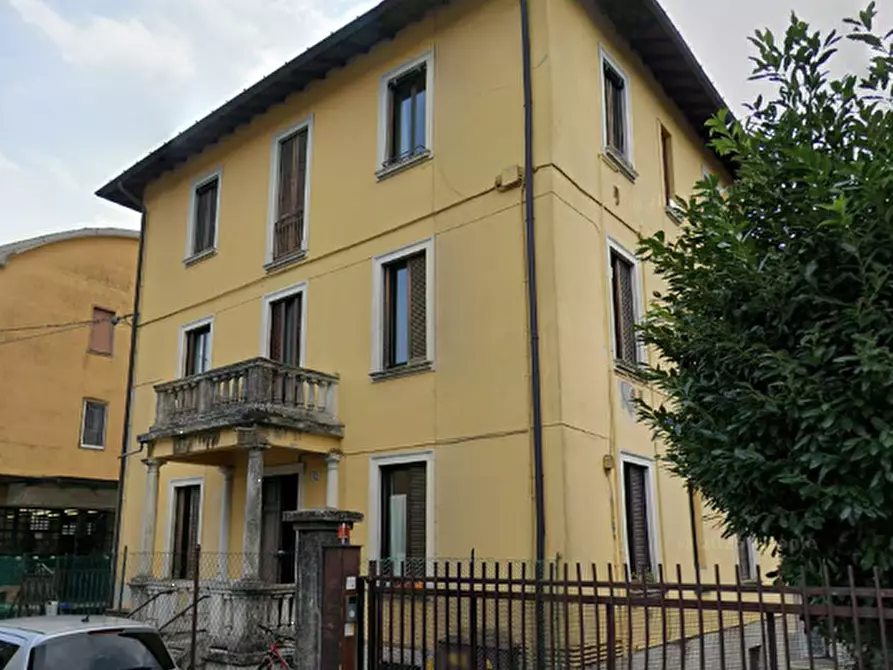 Immagine 1 di Appartamento in vendita  in Via Istria a Varese