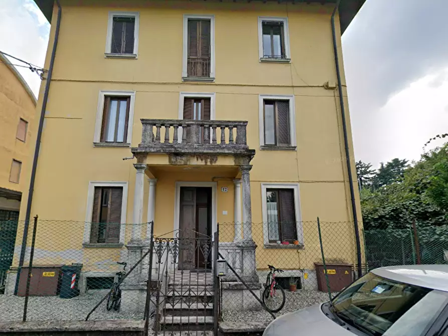 Immagine 6 di Appartamento in vendita  in Via Istria a Varese