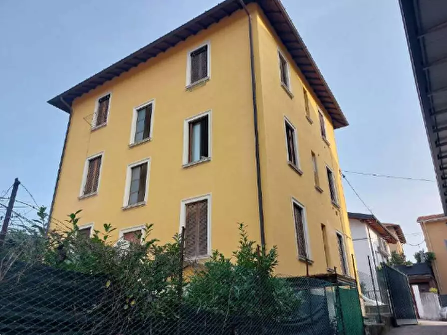 Immagine 14 di Appartamento in vendita  in Via Istria a Varese