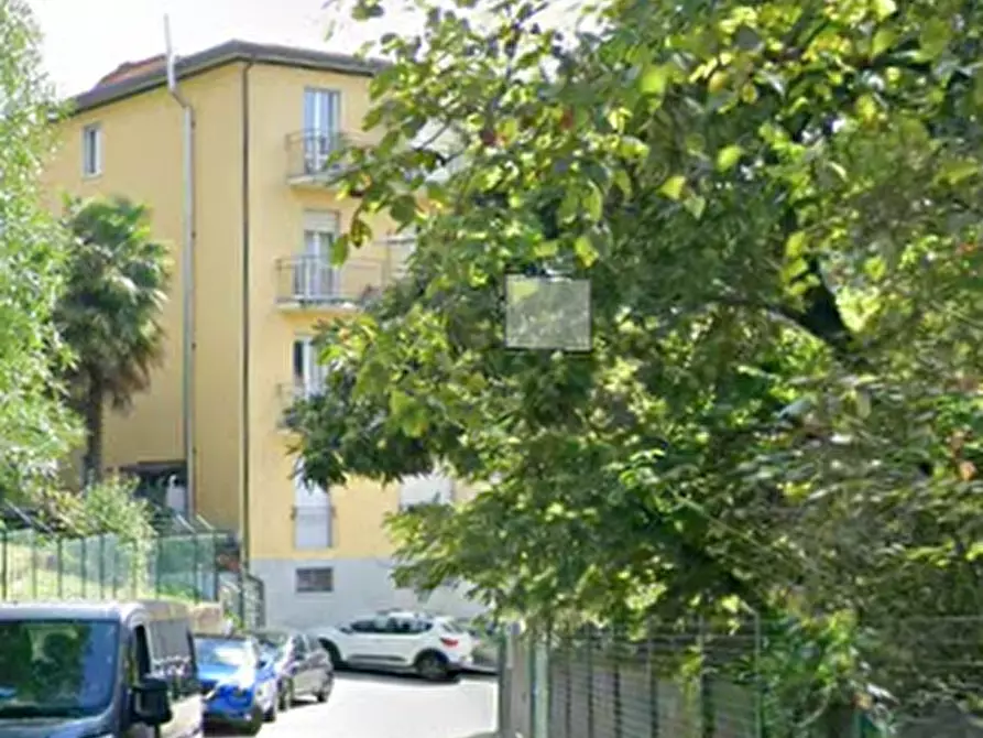 Immagine 8 di Garage in vendita  in Via Andrea Palladio a Varese