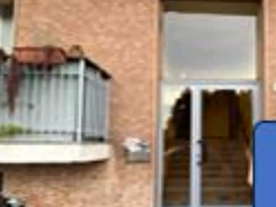 Immagine 11 di Appartamento in vendita  in Piazza Papa Giovanni XXIII a Senago