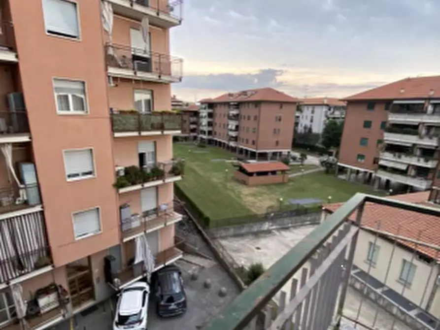 Immagine 14 di Appartamento in vendita  in Piazza Papa Giovanni XXIII a Senago