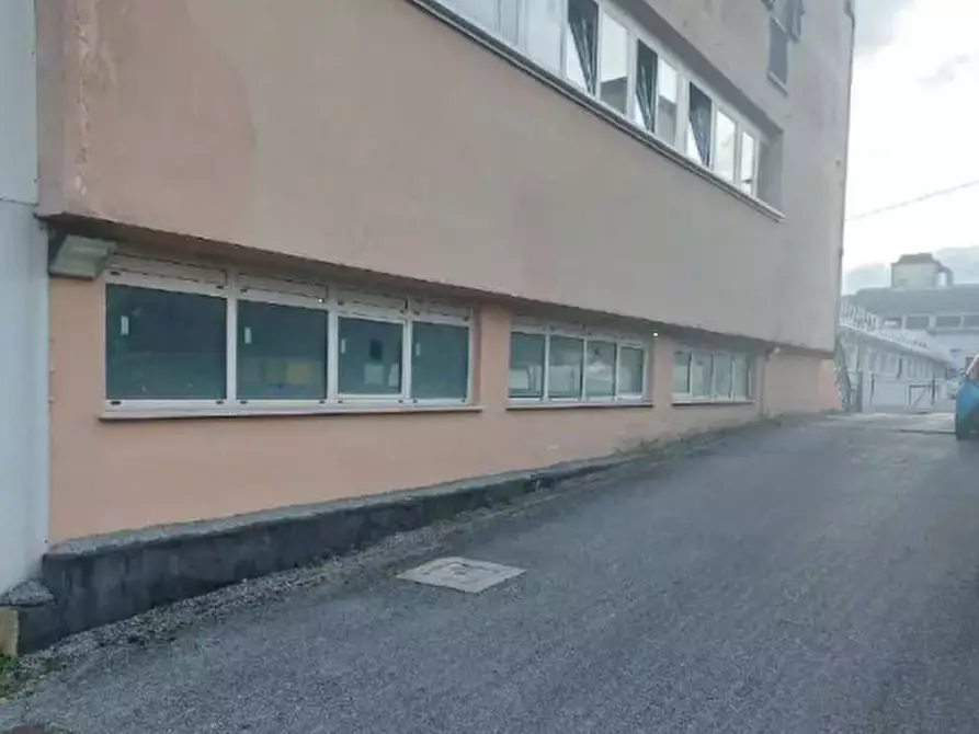 Immagine 7 di Negozio in vendita  in  Via IV Novembre a Colli Al Metauro
