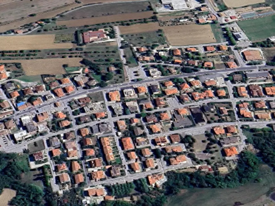 Immagine 12 di Negozio in vendita  in  Via IV Novembre a Colli Al Metauro