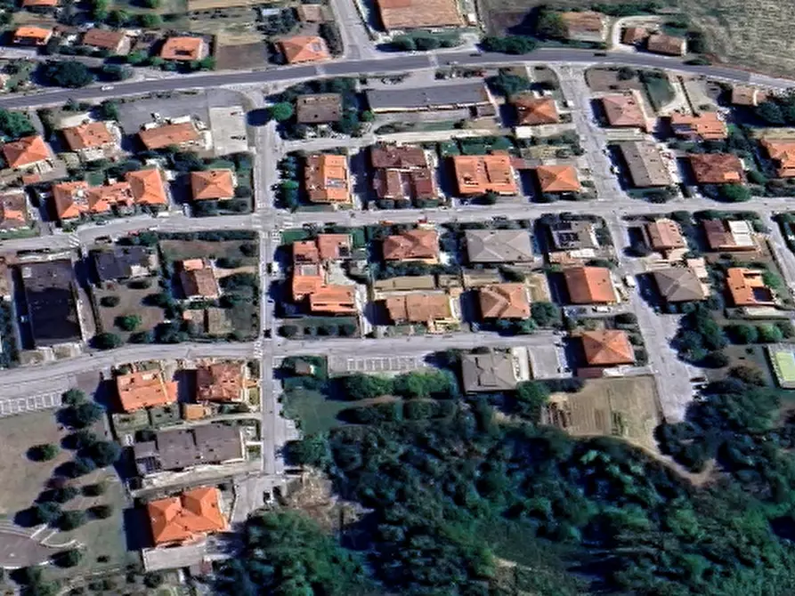 Immagine 13 di Negozio in vendita  in  Via IV Novembre a Colli Al Metauro