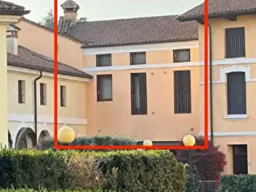 Immagine 2 di Appartamento in vendita  in Via Elisa De Muri Grandesso  a Thiene