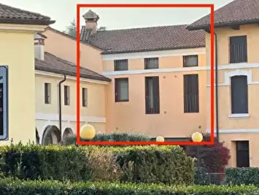 Immagine 3 di Appartamento in vendita  in Via Elisa De Muri Grandesso  a Thiene