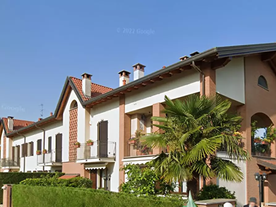 Immagine 1 di Appartamento in vendita  in Via Enrico Fermi a Lomagna