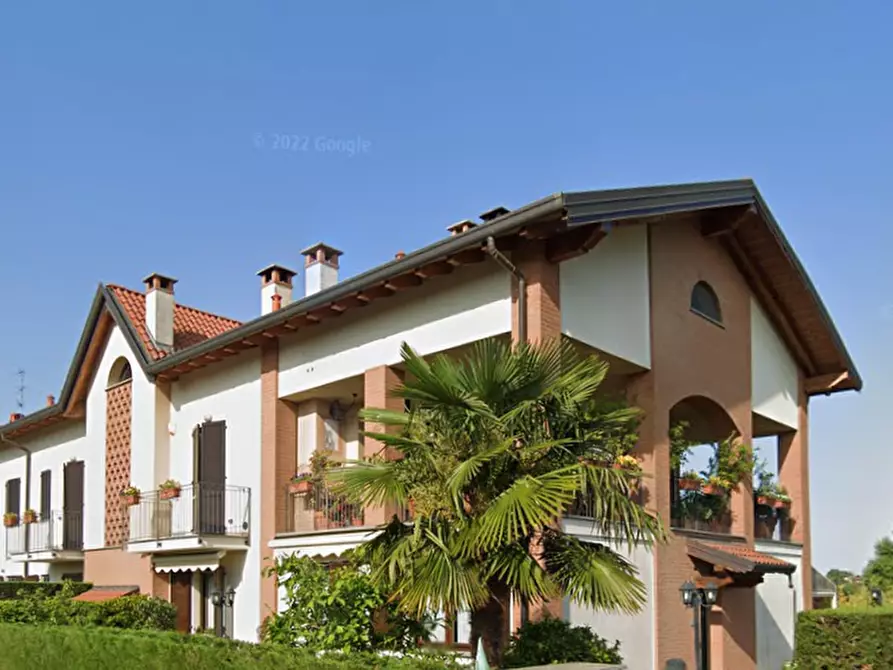 Immagine 3 di Appartamento in vendita  in Via Enrico Fermi a Lomagna