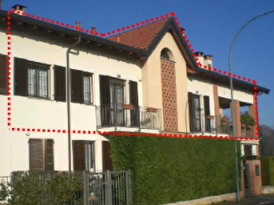 Immagine 15 di Appartamento in vendita  in Via Enrico Fermi a Lomagna