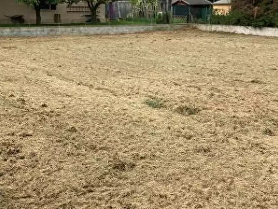 Immagine 2 di Terreno edificabile in vendita  a Curtatone