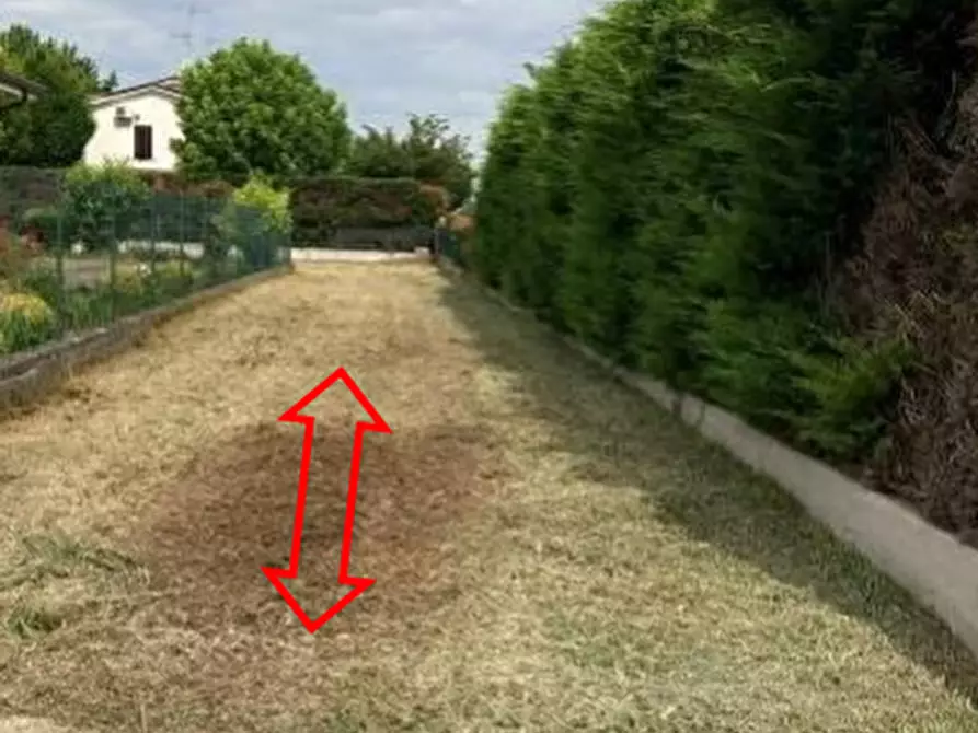 Immagine 6 di Terreno edificabile in vendita  a Curtatone