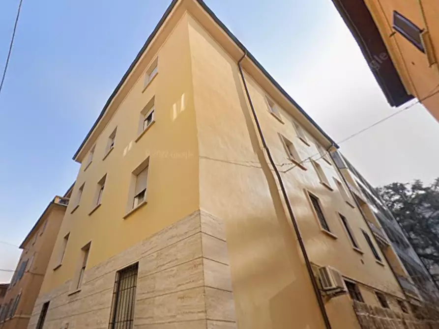 Immagine 3 di Appartamento in vendita  in Via Cavallotti a Bologna