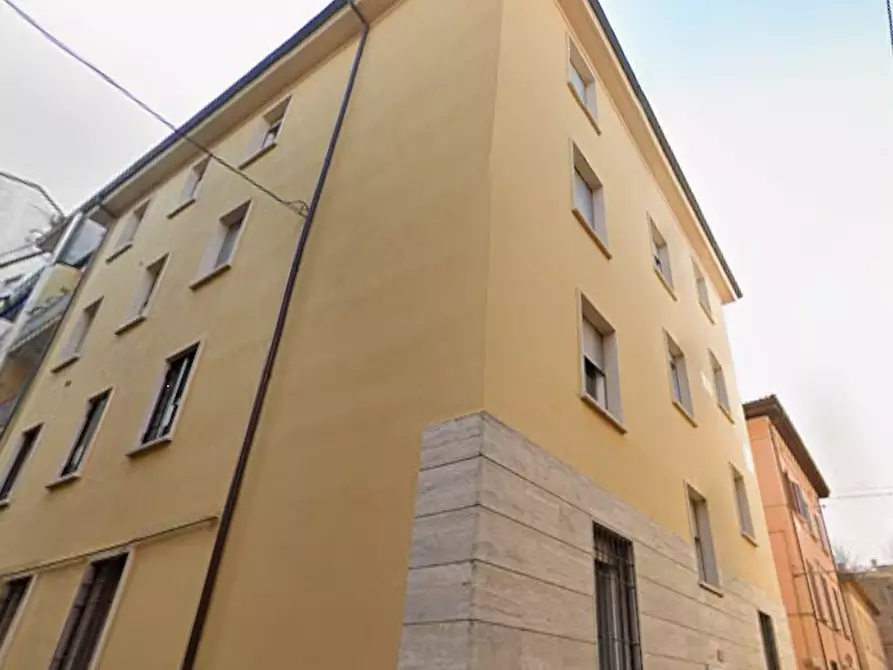 Immagine 9 di Appartamento in vendita  in Via Cavallotti a Bologna