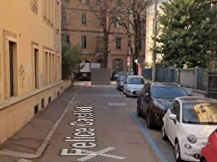Immagine 23 di Appartamento in vendita  in Via Cavallotti a Bologna