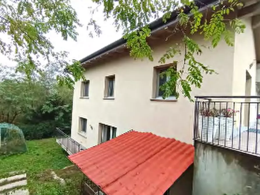 Immagine 6 di Villa in vendita  in Via Isonzo a Barasso