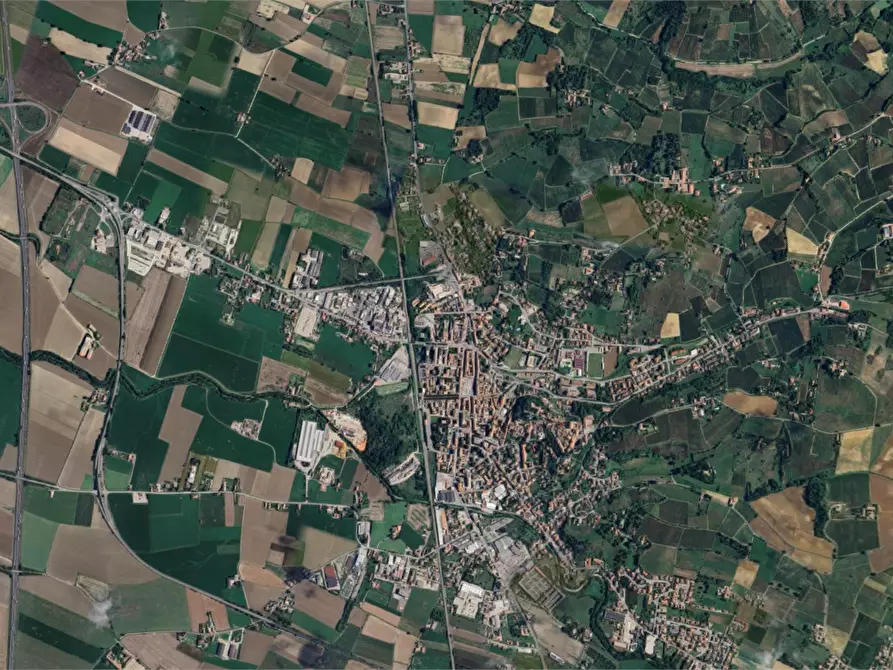 Immagine 5 di Terreno agricolo in vendita  in Località Casteggio a Casteggio