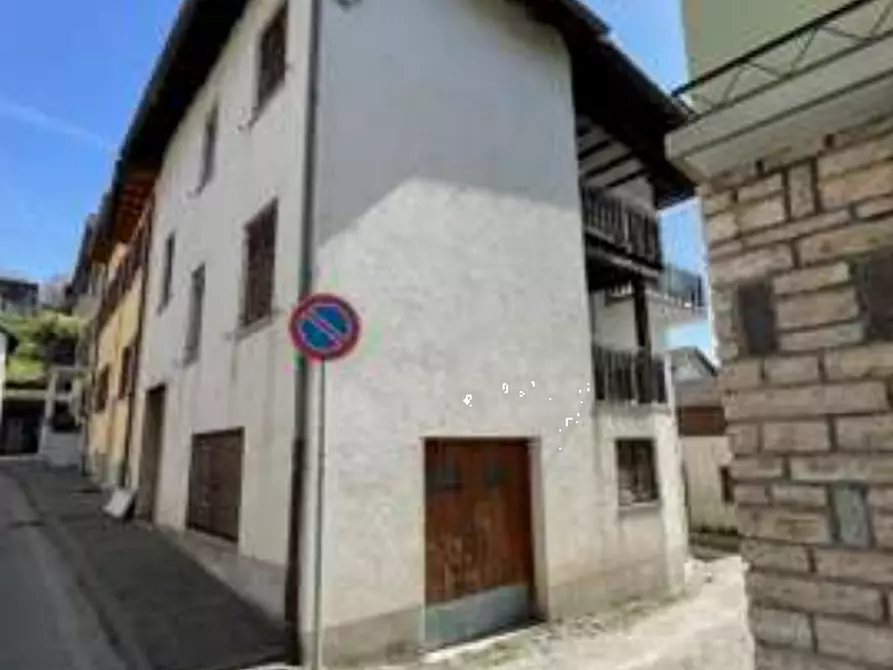 Immagine 2 di Appartamento in vendita  in Via Sorriva a Sovramonte