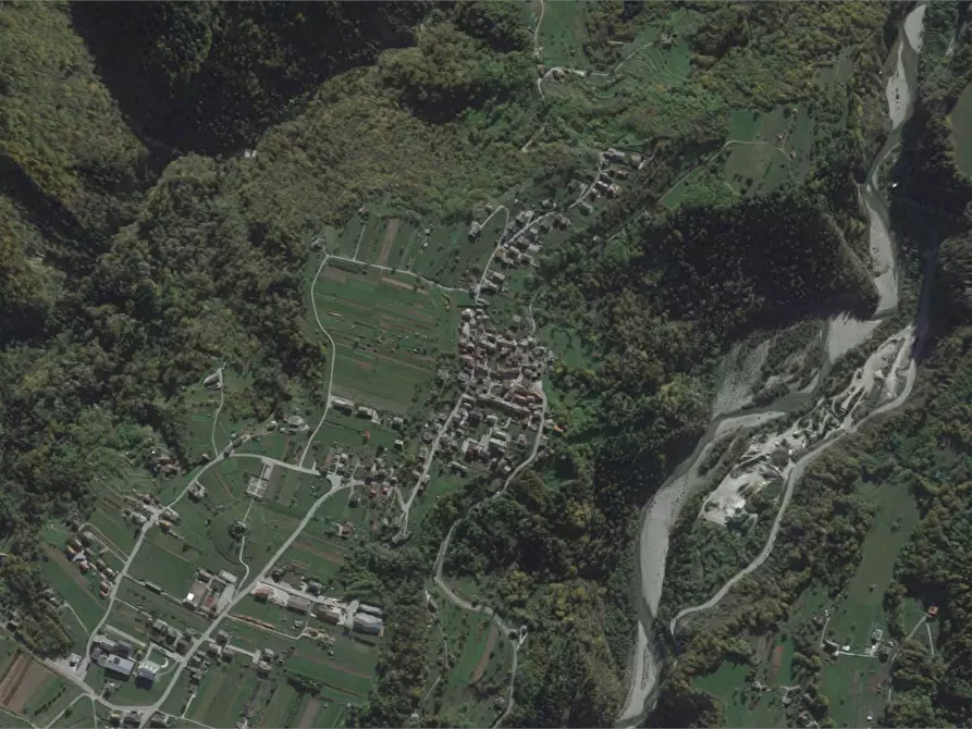 Immagine 28 di Appartamento in vendita  in Via Sorriva a Sovramonte