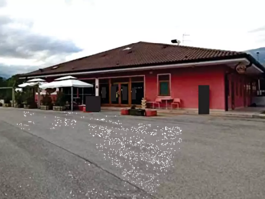 Immagine 11 di Negozio in vendita  in Via Feltrina a Pederobba