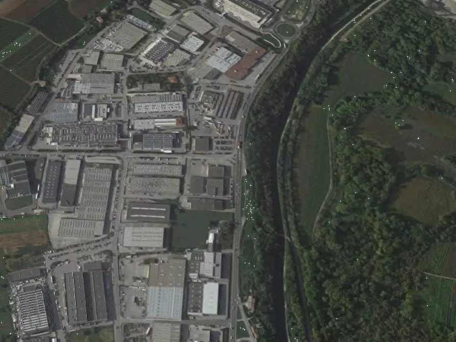 Immagine 19 di Negozio in vendita  in Via Feltrina a Pederobba