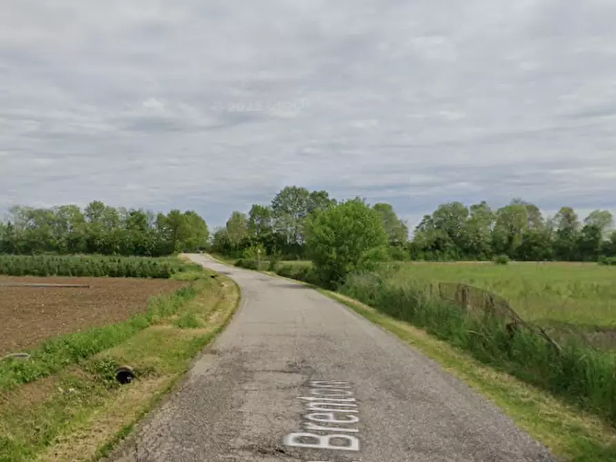 Immagine 9 di Capannone industriale in vendita  in Via Brenton a Loria