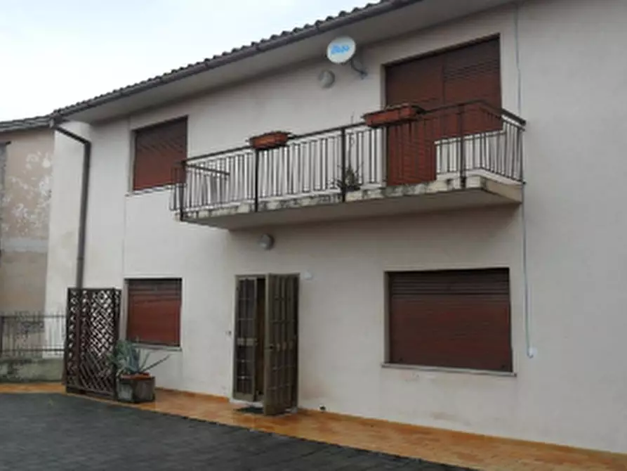 Immagine 1 di Porzione di casa in vendita  in Via Frassinelli  a Vittorio Veneto