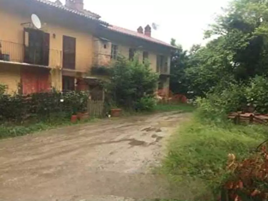 Immagine 1 di Porzione di casa in vendita  in Località Santo Stefano a Albugnano