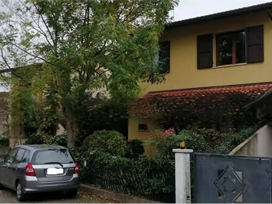 Immagine 2 di Villetta a schiera in vendita  in Via Ragazzi del '99 a Treviso