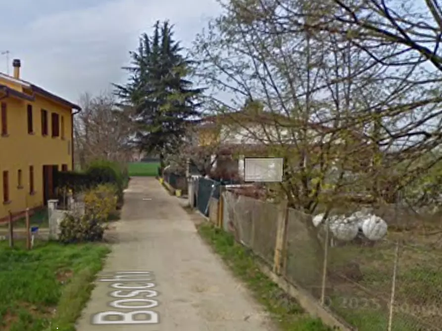 Immagine 10 di Appartamento in vendita  in Via Boschi a Paese