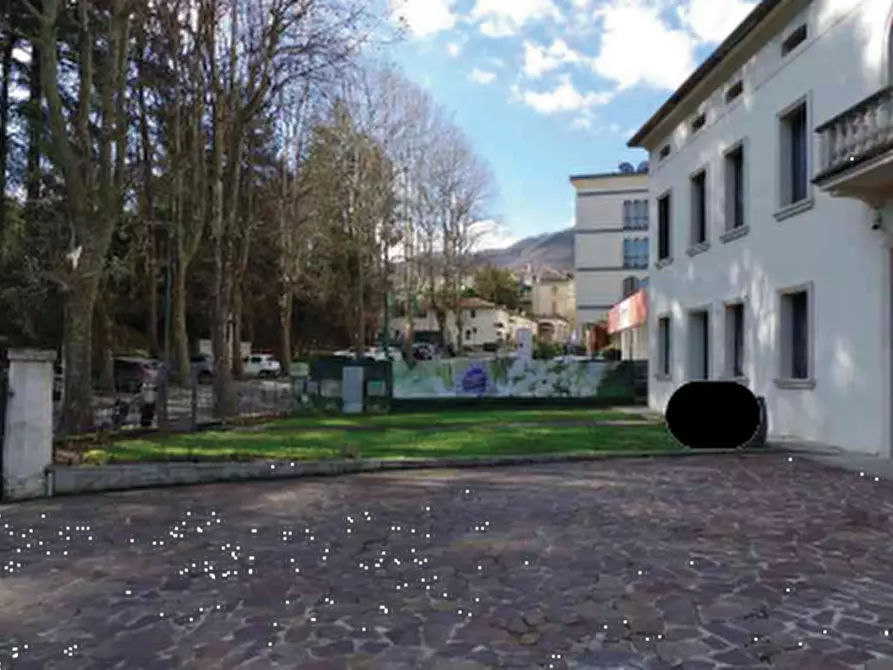 Immagine 3 di Magazzino in vendita  in Viale Giuseppe Mazzini a Valdobbiadene